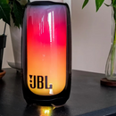 JBL Pulse 5  + Regalo Sorpresa – ¡Sonido Premium y Potencia al Máximo